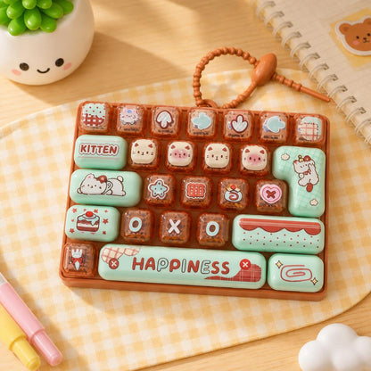 ⌨️ 26-Key Mini Fidget Keyboard Keychain – Portable Stress Relief for Kids & Adults 🎒✨