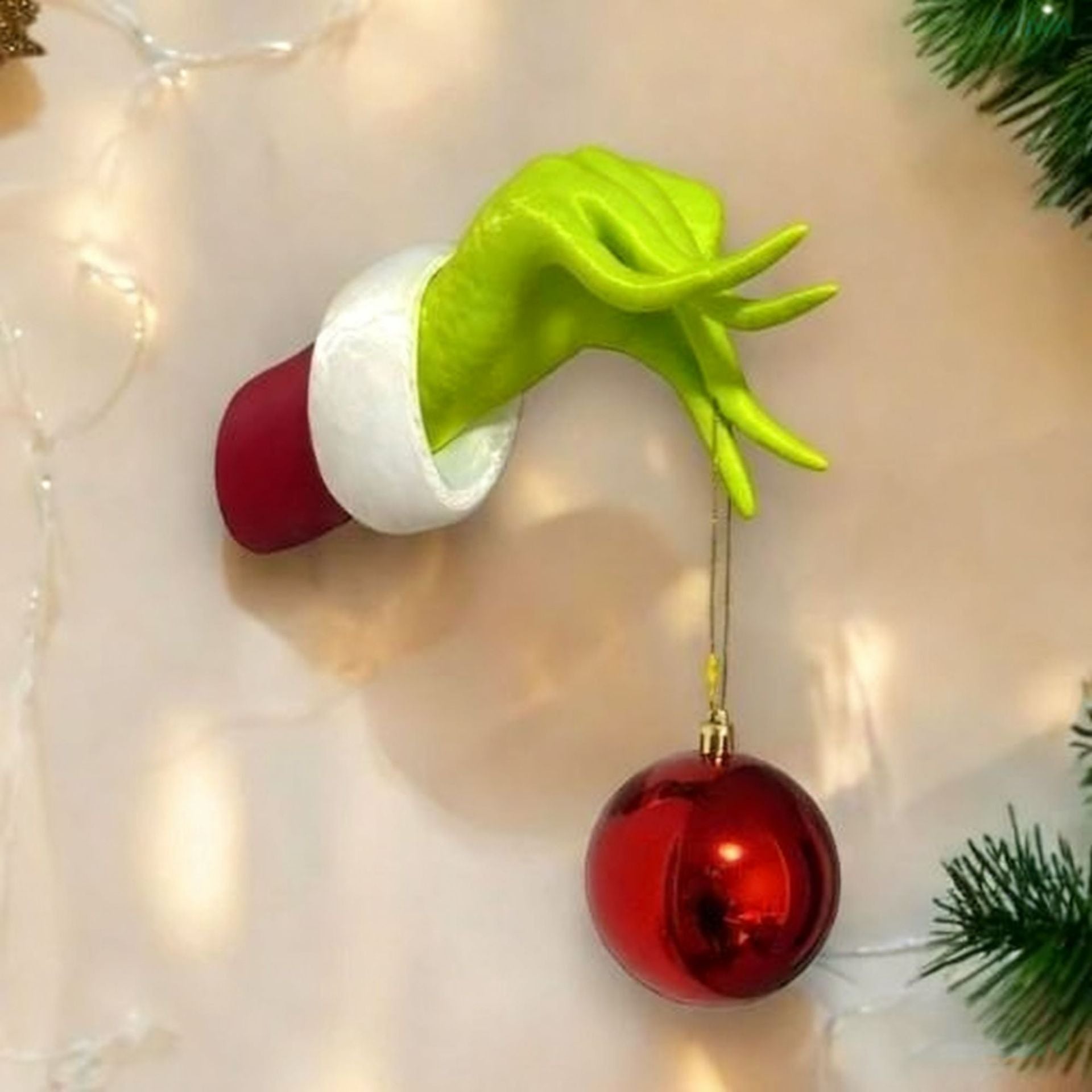 Green Hand Wall Decor – Christmas Ornament Holder