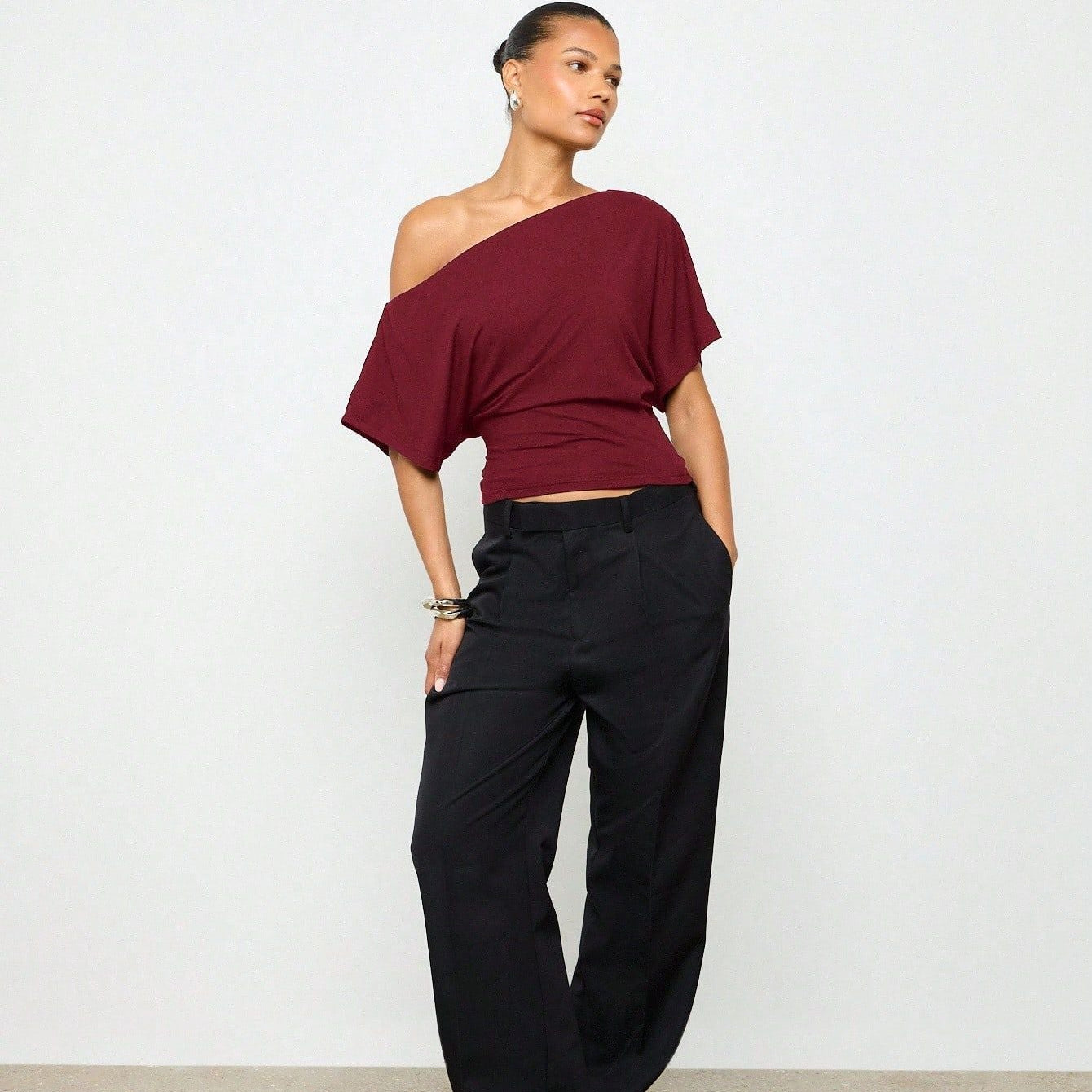 Women's Off-Shoulder Slim Fit Crop Top